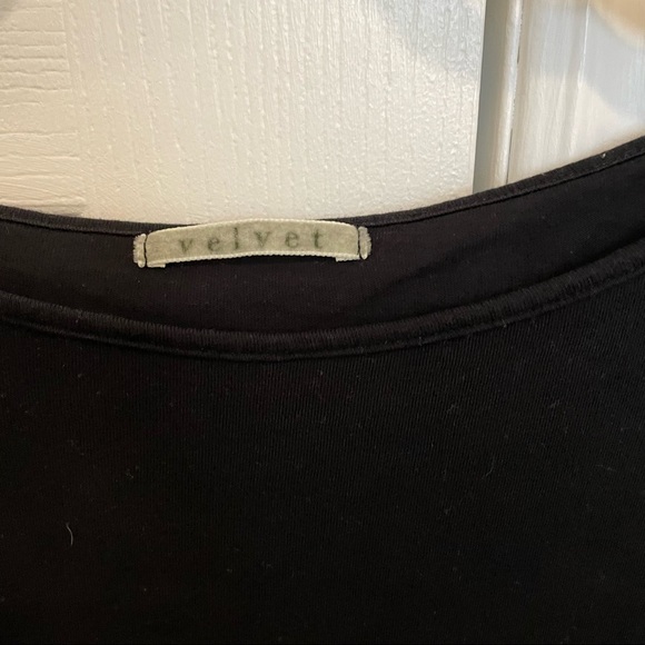 Black longsleeve Velvet - Picture 2 of 4